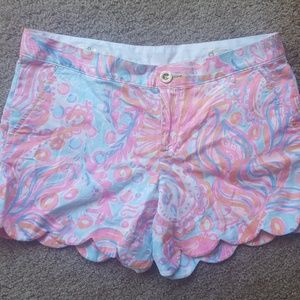 Lilly Pulitzer scallop shorts
